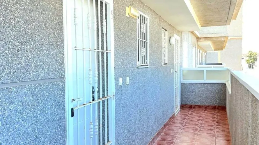 2 bedrooms apartment for sale, Torrevieja, Spain No. 2857
