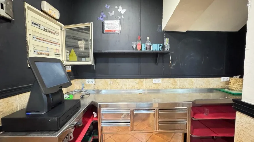 159m² commercial property for sale, Torrevieja, Spain No. 2744 № 6