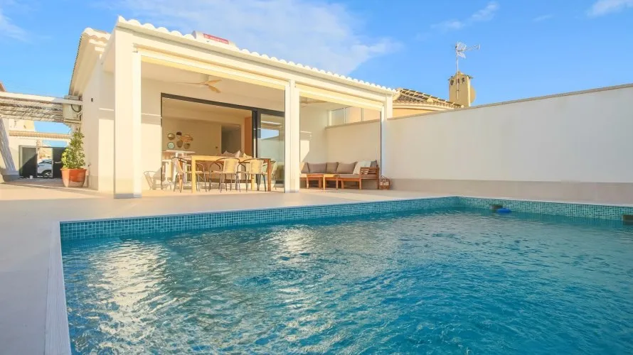 102m² villa for sale, Torrevieja, Spain No. 1551 № 3