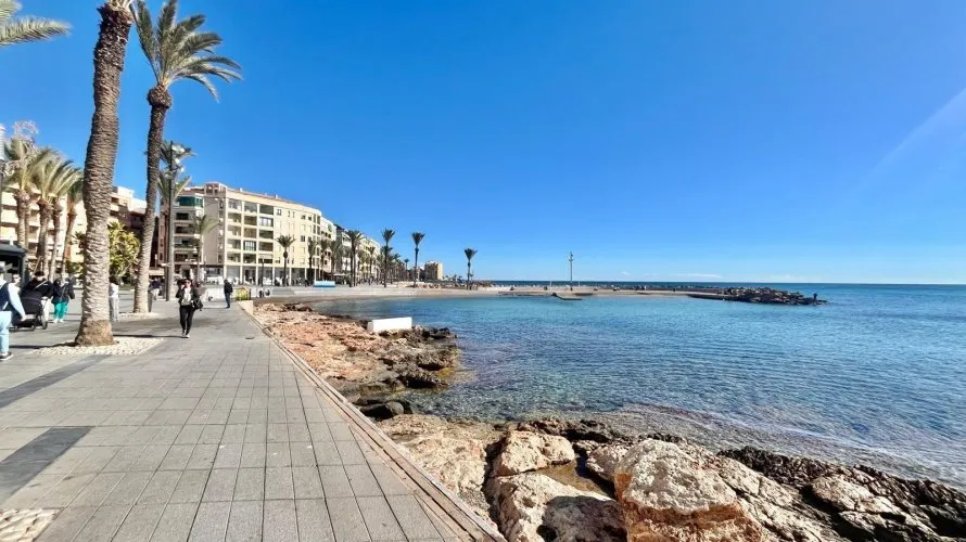 4 bedrooms apartment for sale, Torrevieja, Spain No. 2863