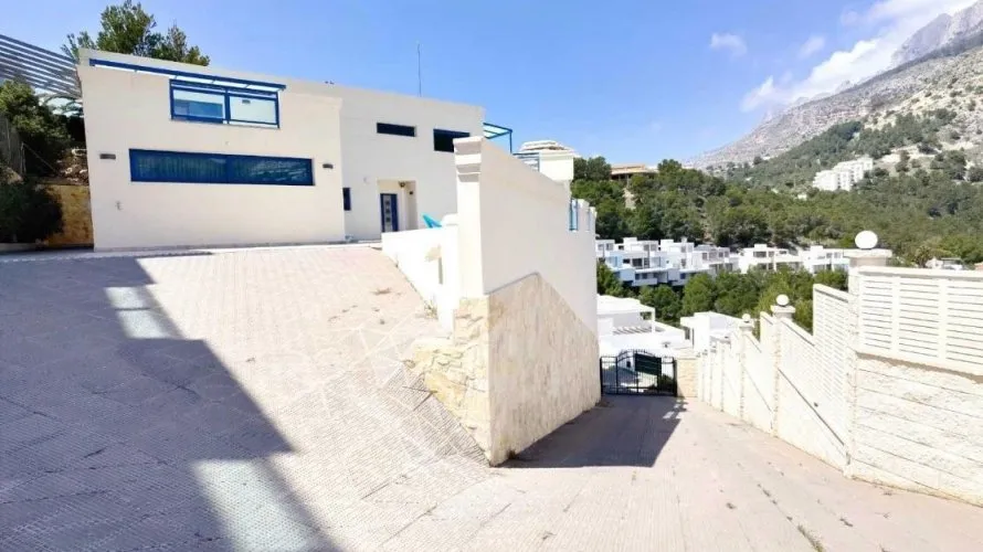 4 bedrooms villa for sale, Zona Altea Hills, Spain No. 1280 № 14
