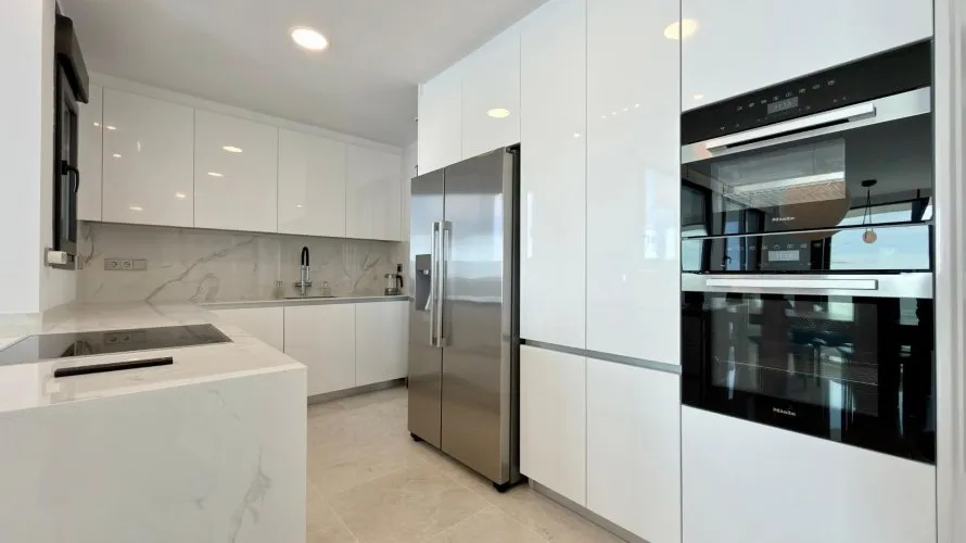 3 bedrooms penthouse for sale, Benidorm, Spain No. 1098