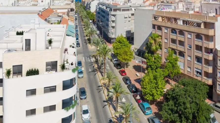 2 bedrooms apartment for sale, Torrevieja, Spain No. 531 № 2