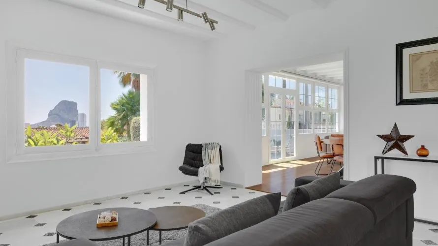 6 bedrooms villa for sale, Calpe, Spain No. 232 № 17