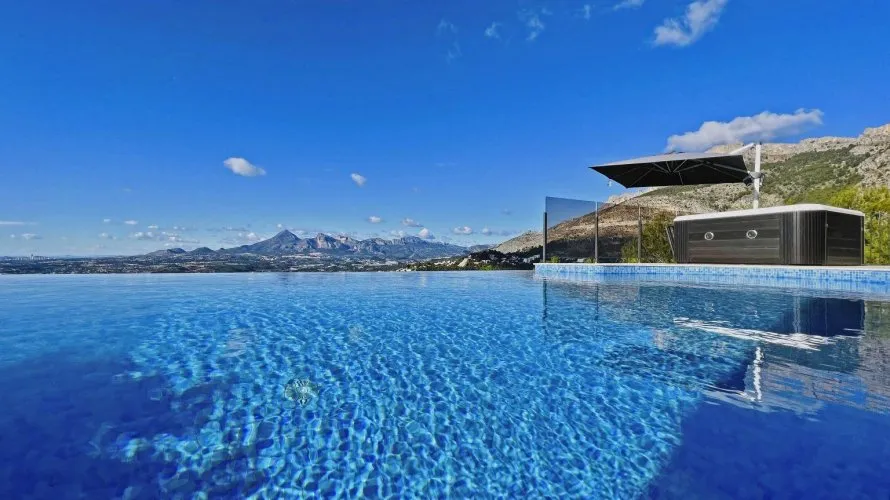 4 bedrooms villa for sale, Zona Altea Hills, Spain No. 1373 № 25