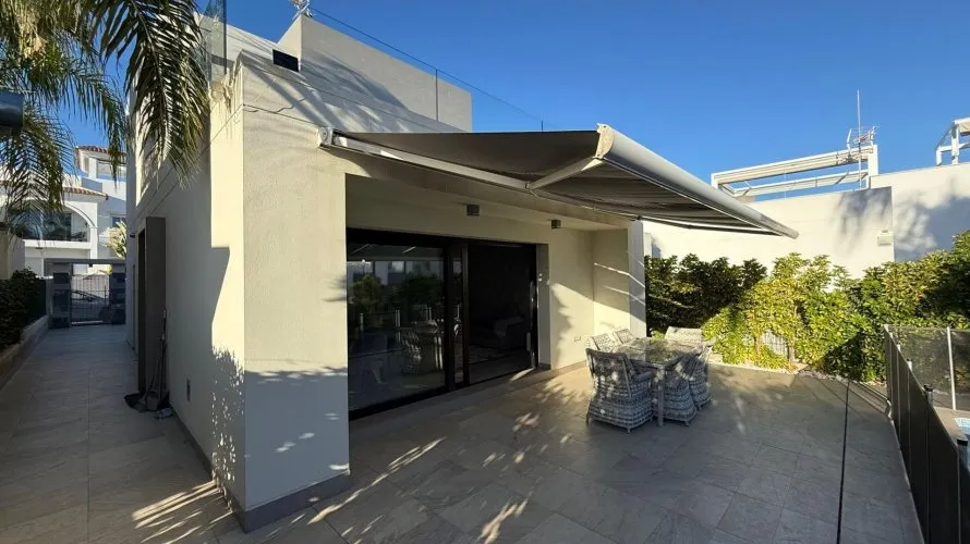 3 bedrooms villa for sale, Ciudad Quesada, Spain No. 906 № 6