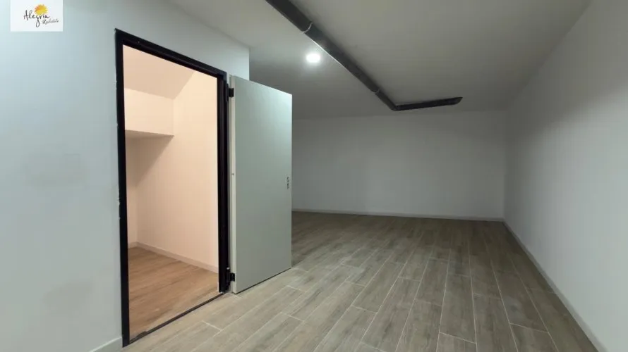 8 bedrooms commercial property for sale, Alicante, Spain No. 251 № 13