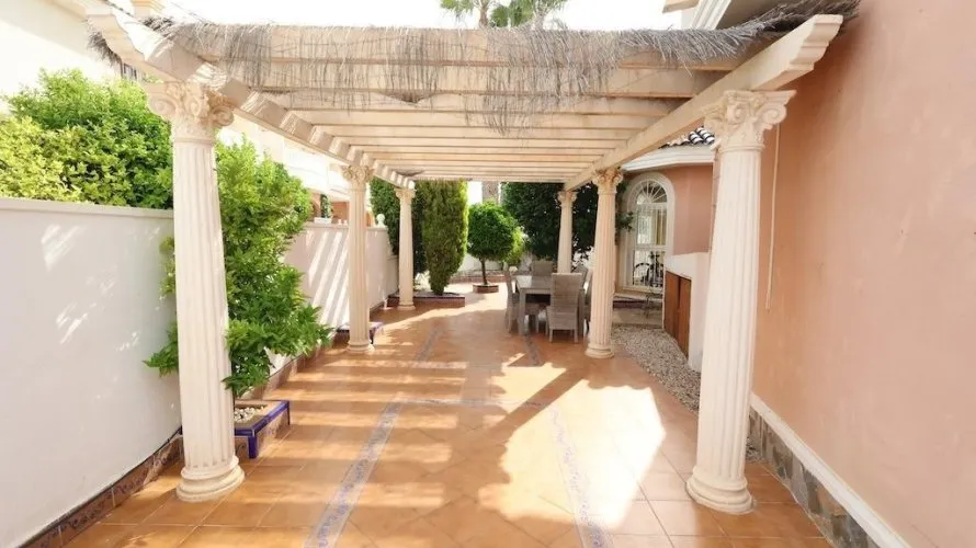 5 bedrooms house for sale, Ciudad Quesada, Spain No. 1463 № 4