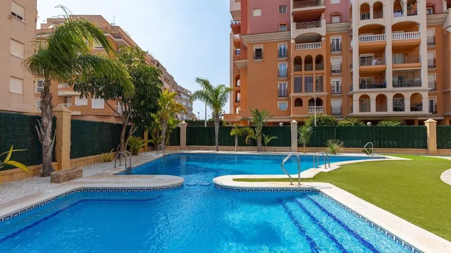 1 bedroom apartment for sale, Torrevieja, Spain No. 83 № 24