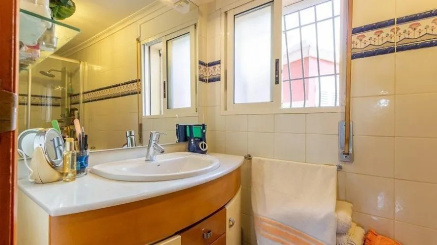 4 bedrooms apartment for sale, Finestrat, Spain No. 1070 № 15