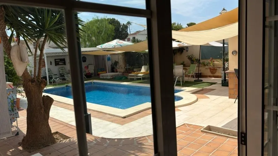4 bedrooms villa for sale, Torrevieja, Spain No. 764 № 11