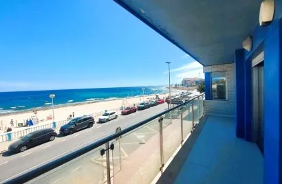 4 bedrooms apartment for sale, Torrevieja, Spain No. 581