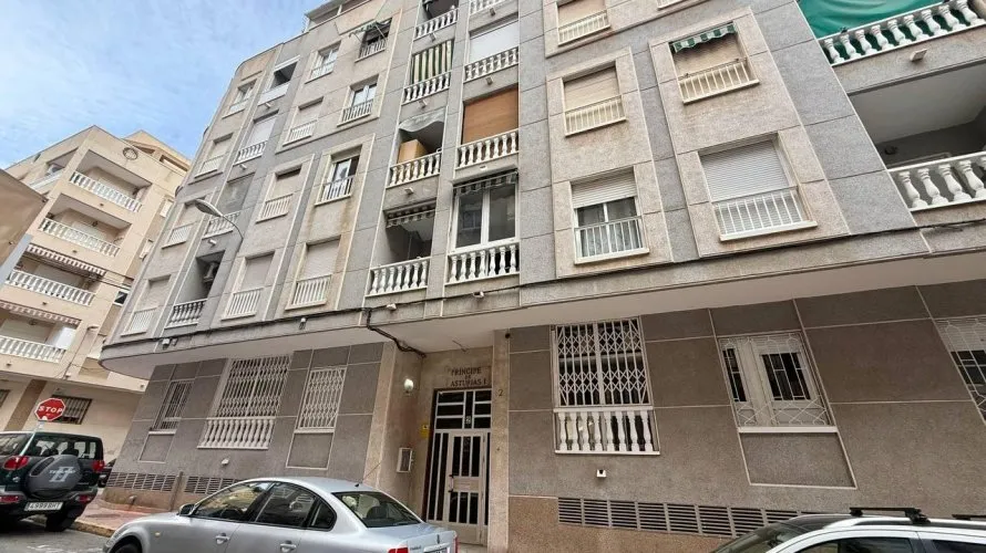 1 bedroom apartment for sale, Torrevieja, Spain No. 2837
