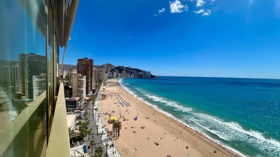 3 bedrooms apartment for sale, Benidorm, Spain No. 726 № 8