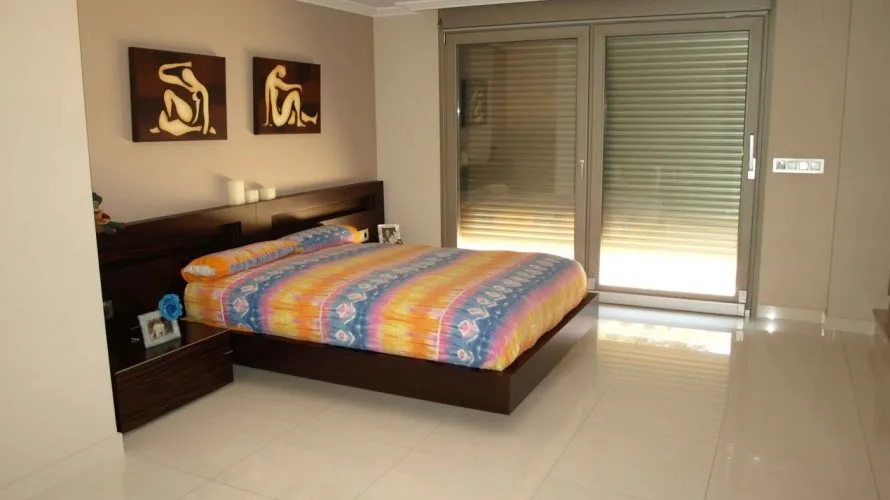 11 bedrooms villa for sale, Denia, Spain No. 299 № 25