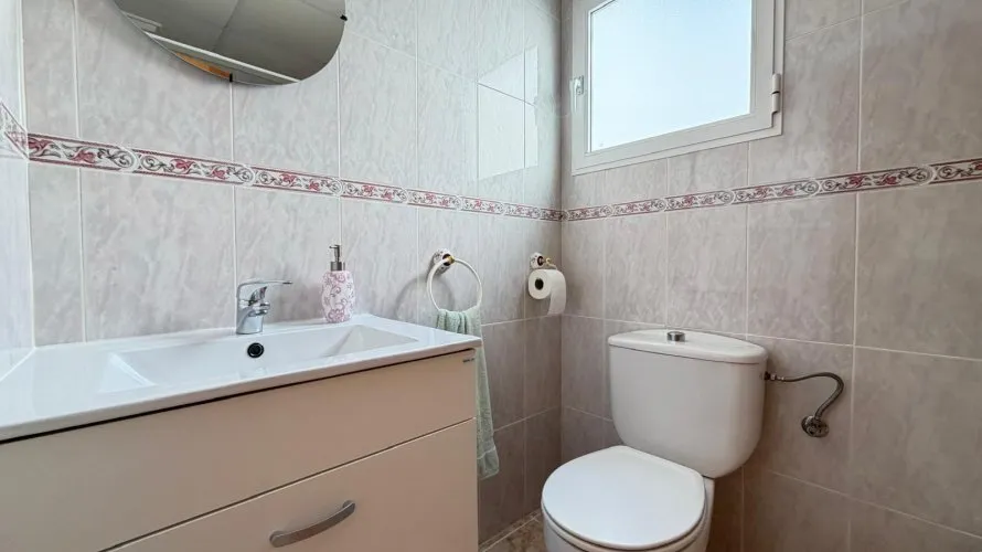 2 bedrooms penthouse for sale, Torrevieja, Spain No. 2700 № 20
