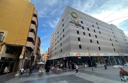 597m² commercial property for sale, Benidorm, Spain No. 560