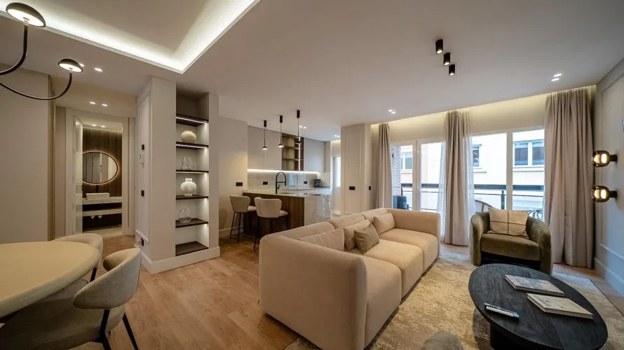 3 bedrooms apartment for sale, Madrid, Spain No. 1083 № 2