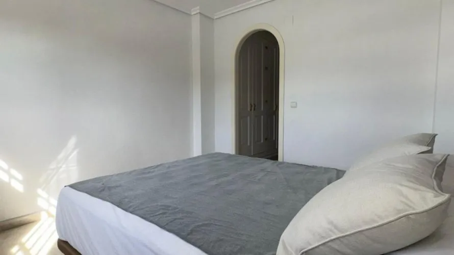 2 bedrooms apartment for sale, Campoamor, Spain No. 1043 № 12