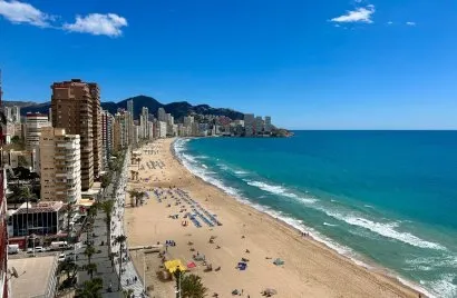 3 bedrooms apartment for sale, Benidorm, Spain No. 726
