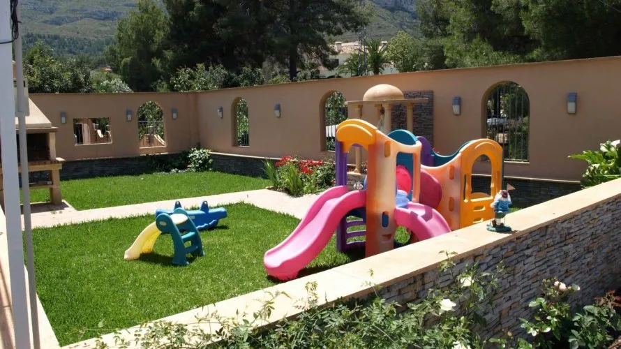 11 bedrooms villa for sale, Denia, Spain No. 299 № 16