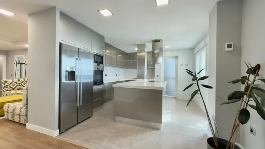 4 bedrooms penthouse for sale, Villajoyosa, Spain No. 1189 № 14