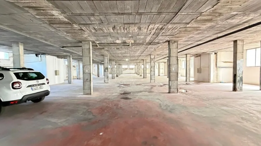 2800m² commercial property for sale, Torrevieja, Spain No. 1429 № 22
