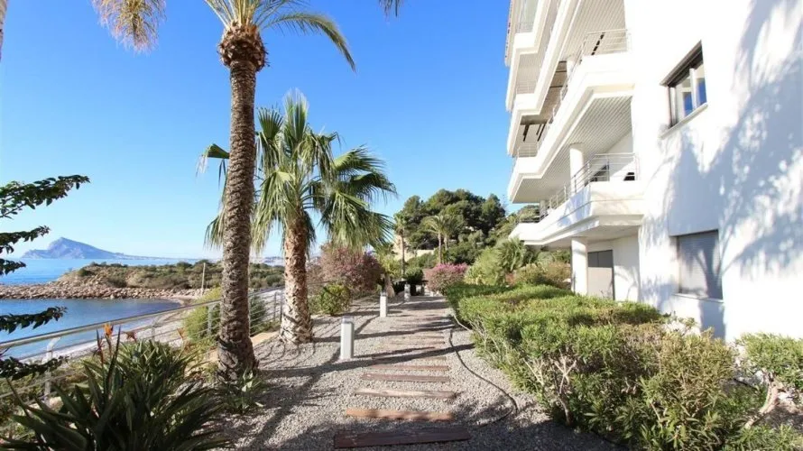 260m² apartment for sale, El Mascarat, Spain No. 970 № 7