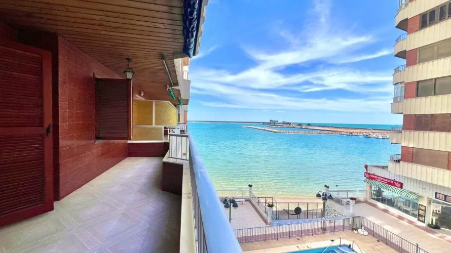 3 bedrooms apartment for sale, Torrevieja, Spain No. 1138 № 23
