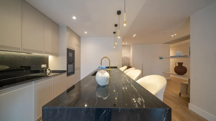 3 bedrooms apartment for sale, Madrid, Spain No. 976 № 11