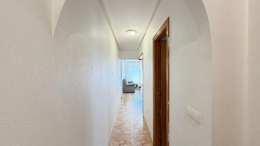 2 bedrooms apartment for sale, Torrevieja, Spain No. 2828 № 21