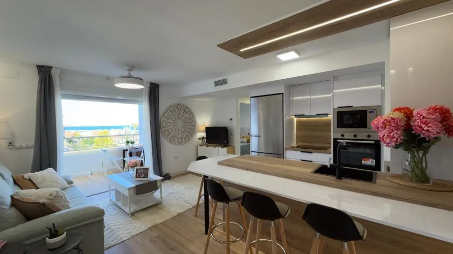 3 bedrooms apartment for sale, Torrevieja, Spain No. 236 № 17