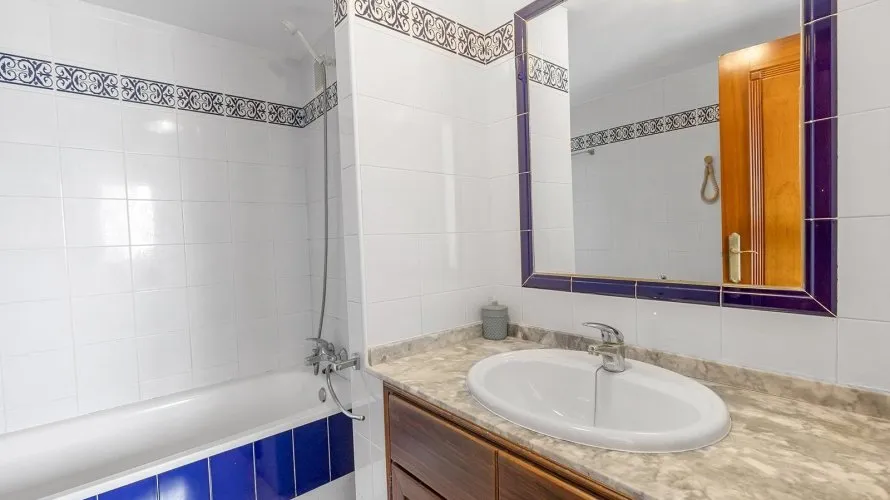 1 bedroom apartment for sale, Torrevieja, Spain No. 83 № 15