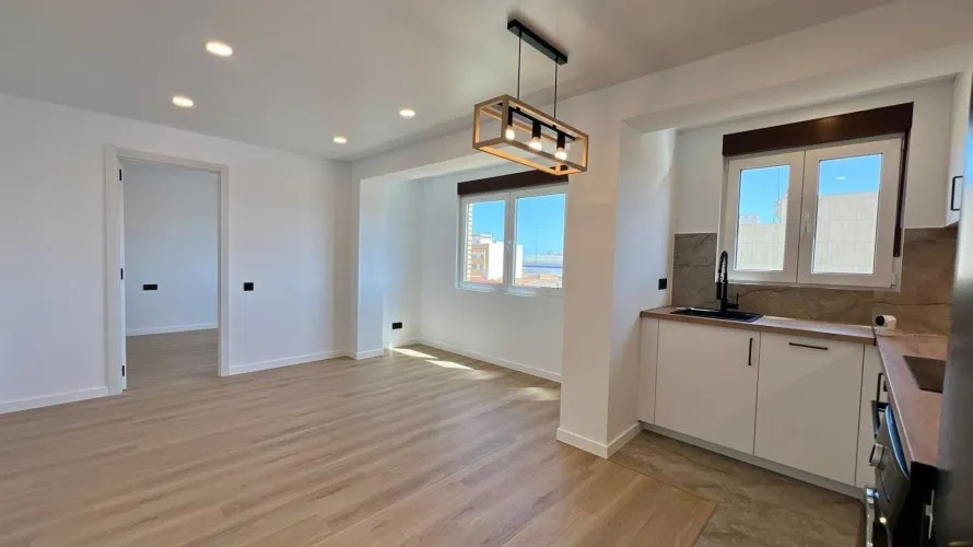 1 bedroom penthouse for sale, Picanya, Spain No. 1470 № 2