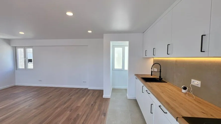 1 bedroom penthouse for sale, Manises, Spain No. 1487 № 8