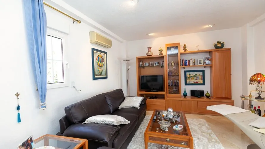 194m² villa for sale, Alicante, Spain No. 1419 № 11
