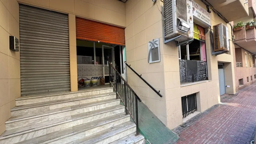 150m² commercial property for sale, Torrevieja, Spain No. 2730 № 24