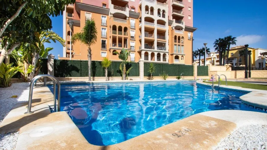 3 bedrooms apartment for sale, Torrevieja, Spain No. 112