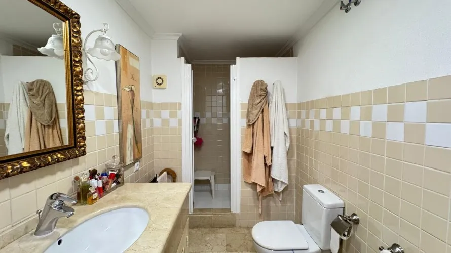 4 bedrooms apartment for sale, Torrevieja, Spain No. 85 № 9