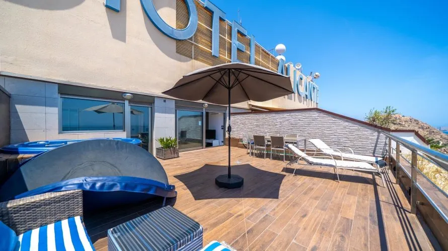 2 bedrooms penthouse for sale, Alicante, Spain No. 1507 № 25