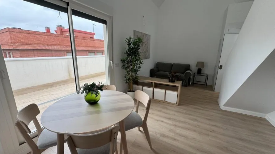 2 bedrooms penthouse for sale, Madrid, Spain No. 721