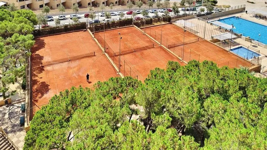 4 bedrooms apartment for sale, Cabo De Las Huertas, Spain No. 1275