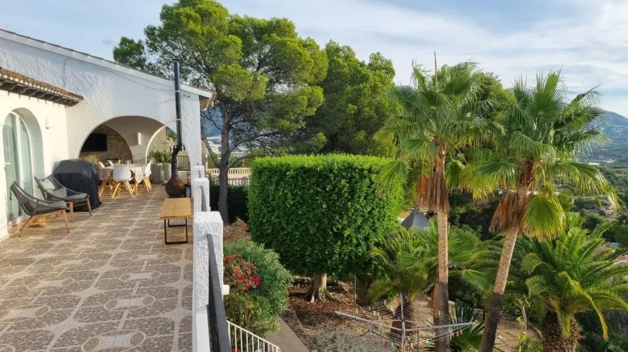 3 bedrooms villa for sale, La Nucia, Spain No. 1231 № 1