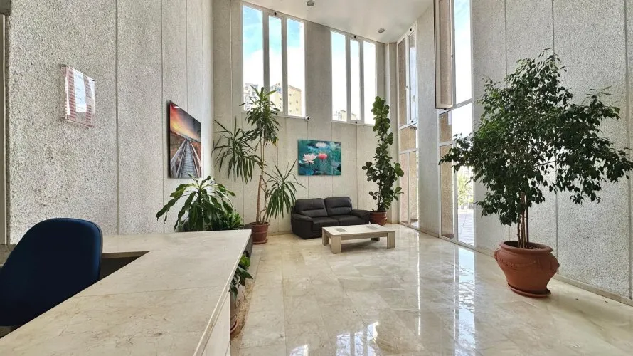 64m² apartment for sale, Benidorm, Spain No. 660 № 2