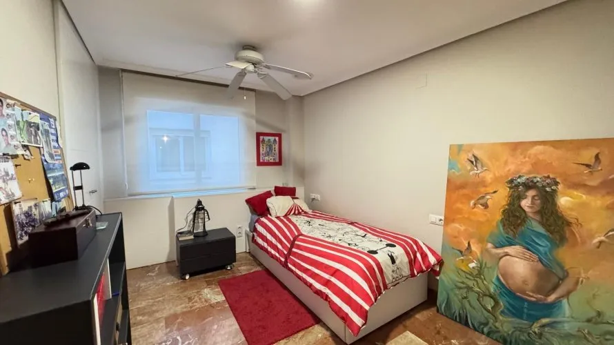 4 bedrooms apartment for sale, Torrevieja, Spain No. 85 № 2