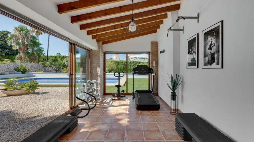 6 bedrooms villa for sale, Calpe, Spain No. 232 № 14