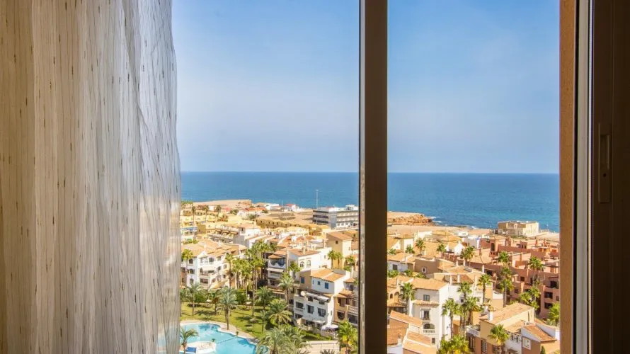 3 bedrooms apartment for sale, Torrevieja, Spain No. 112 № 22