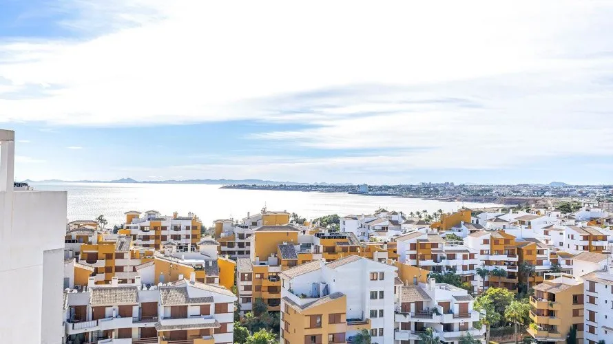 2 bedrooms penthouse for sale, Torrevieja, Spain No. 1075 № 22