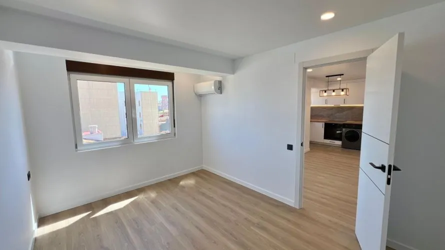1 bedroom penthouse for sale, Picanya, Spain No. 1470 № 16