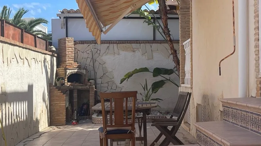5 bedrooms house for sale, Torrevieja, Spain No. 838 № 25